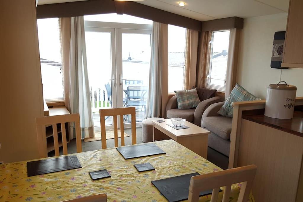 Cozy And Relaxing With Stunning Sea Views Apartment Lytchett Minster Exterior photo